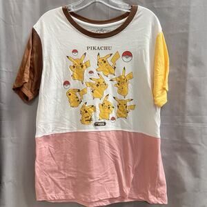 Pokémon Pikachu women's t-shirt a BoxLunch exclusive Size XL Y2K Vintage BR2185